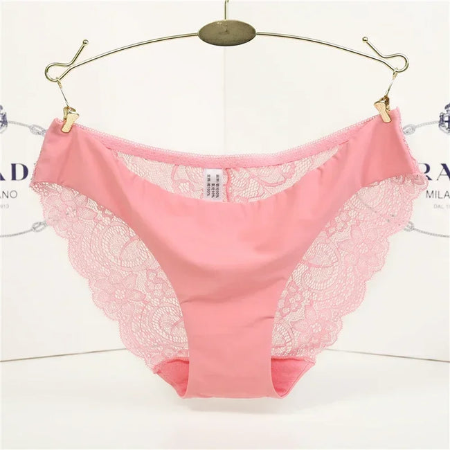 Women's Seamless Lace Briefs – Breathable Cotton Comfort (1 Pair)