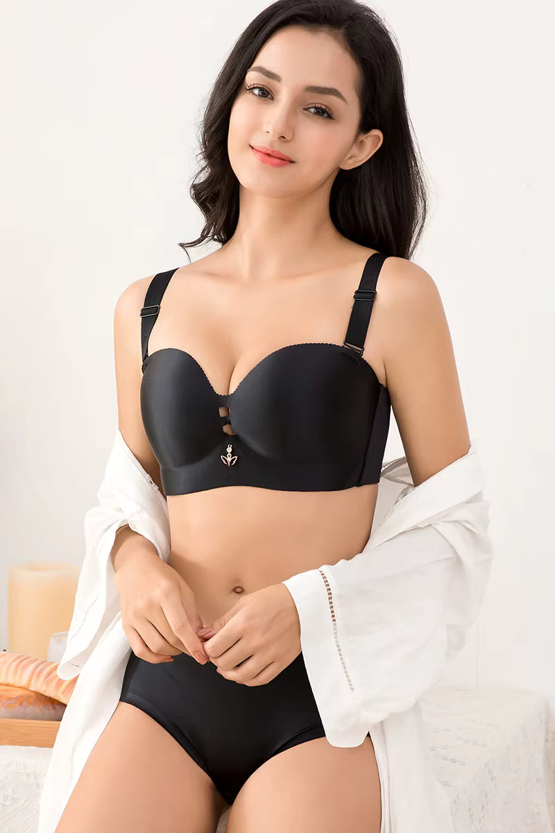 Plus Size Seamless Push-Up Bra – Invisible Wireless Support (C–F Cup)