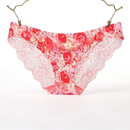 Women's Seamless Lace Briefs – Breathable Cotton Comfort (1 Pair)