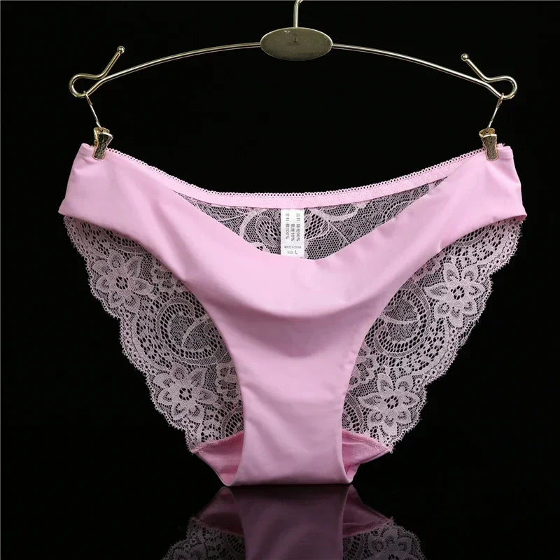Women's Seamless Lace Briefs – Breathable Cotton Comfort (1 Pair)