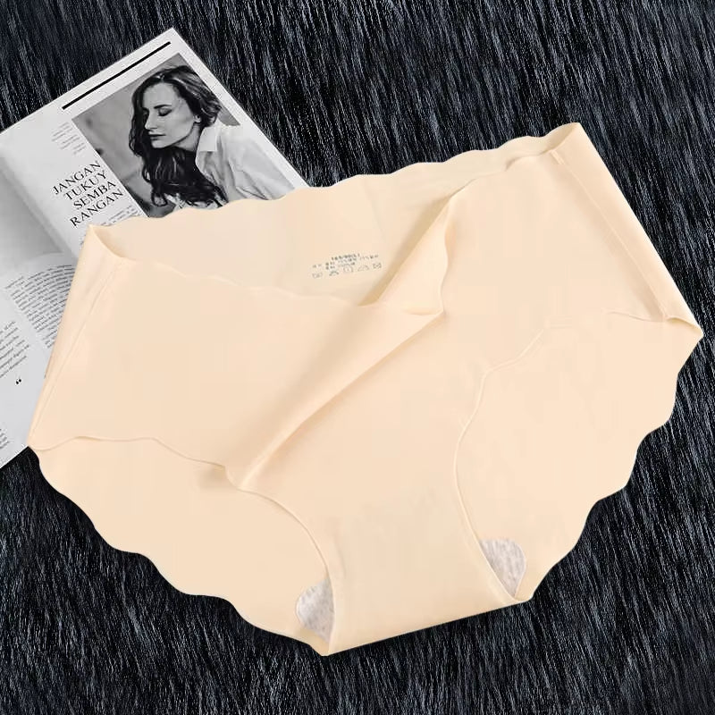 1Pc Ice Silk Panties for Women Low Waist Briefs Panties Seamless Underwear Breathable Stretchy Intimates Sexy Lingerie M-XL